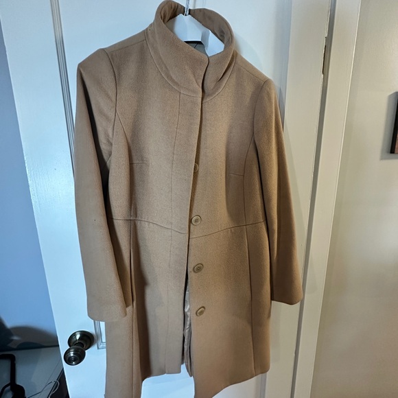 Camel Women's Coat - Picture 2 of 5